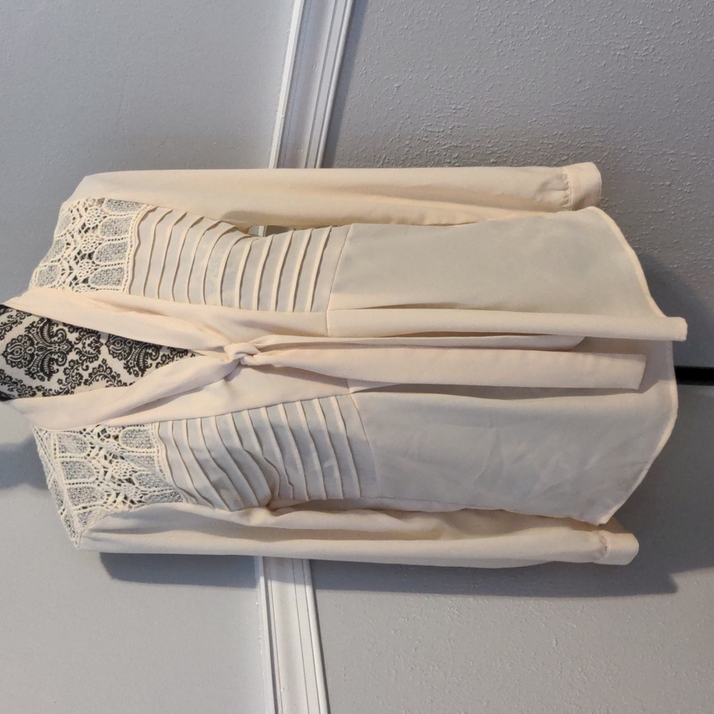 Adiva Cream Blouse